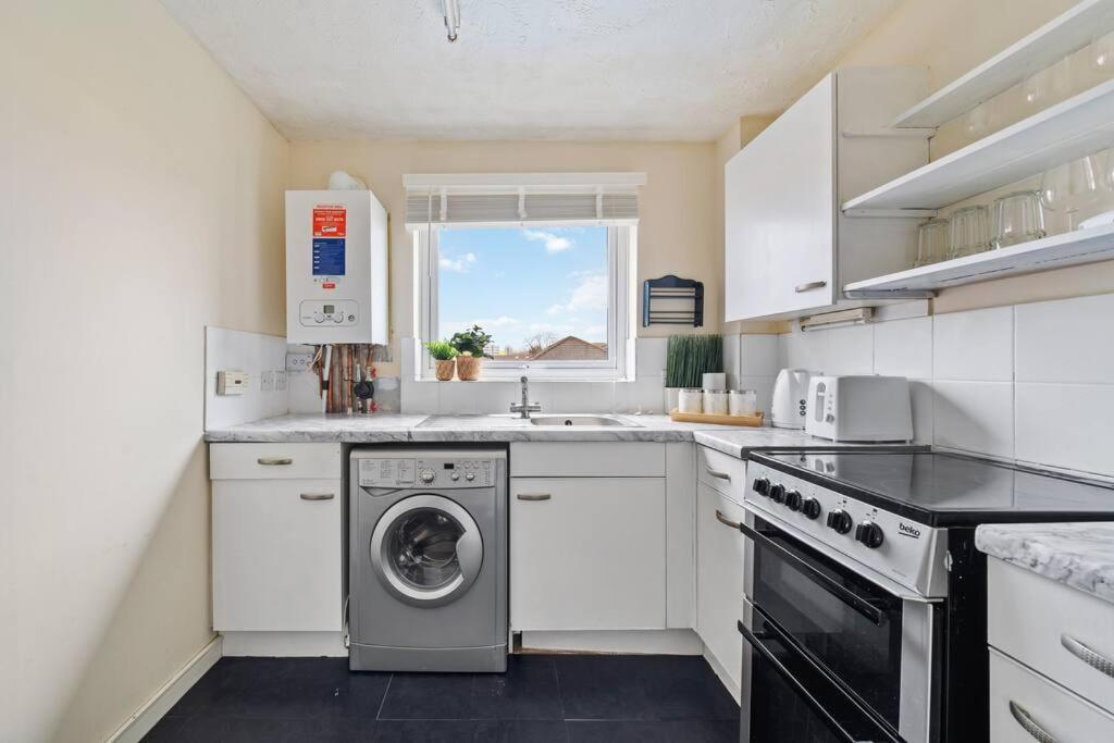 Cozy Apartment In Greater London - 1Br,1 Bath Exteriör bild
